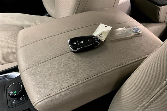 used 2023 Chevrolet Traverse car, priced at $27,498