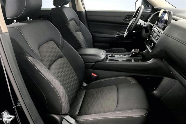 used 2024 Nissan Pathfinder car, priced at $33,789