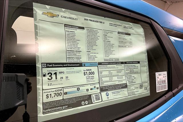 new 2025 Chevrolet TrailBlazer car, priced at $25,185