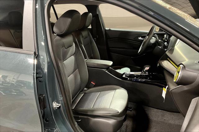 new 2025 Chevrolet Trax car, priced at $22,891