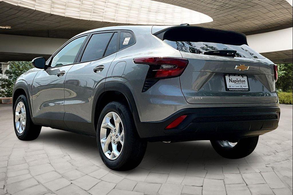 new 2025 Chevrolet Trax car, priced at $22,610