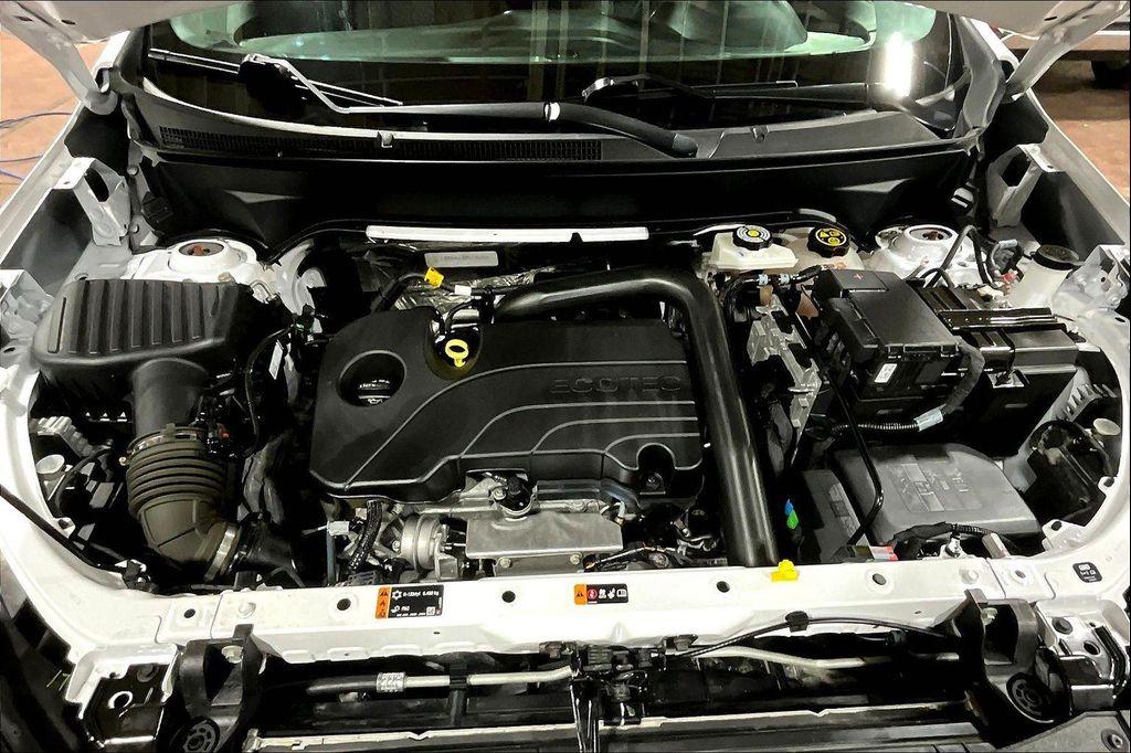 used 2023 Chevrolet Equinox car, priced at $21,494