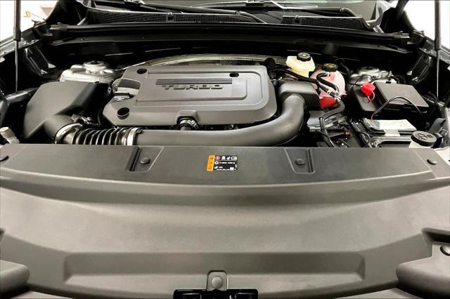 new 2025 Buick Envision car, priced at $41,235