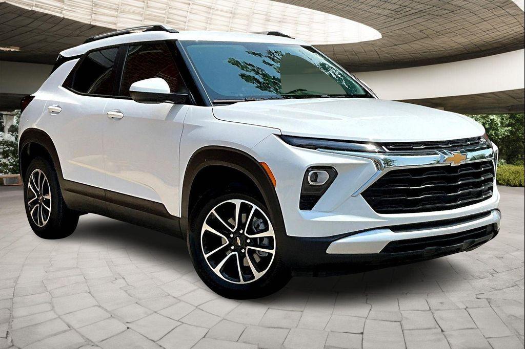 new 2026 Chevrolet TrailBlazer car, priced at $28,004