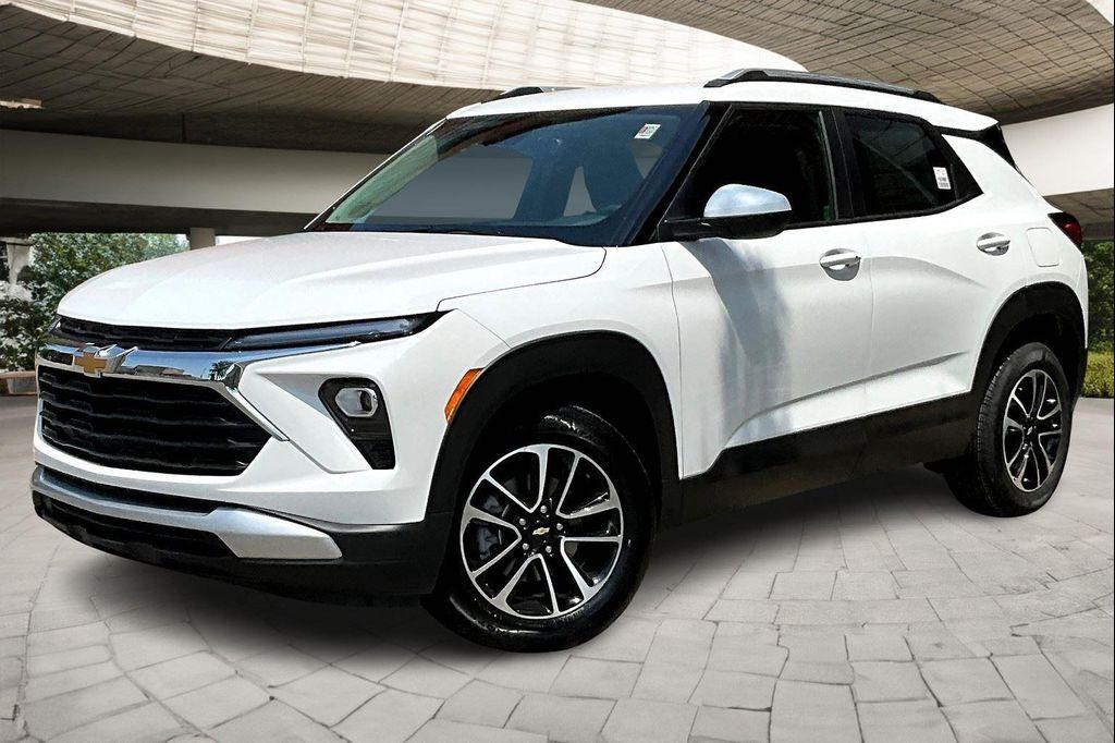 new 2026 Chevrolet TrailBlazer car, priced at $28,004