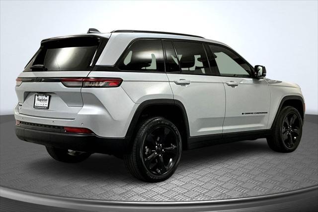 used 2022 Jeep Grand Cherokee car, priced at $31,105