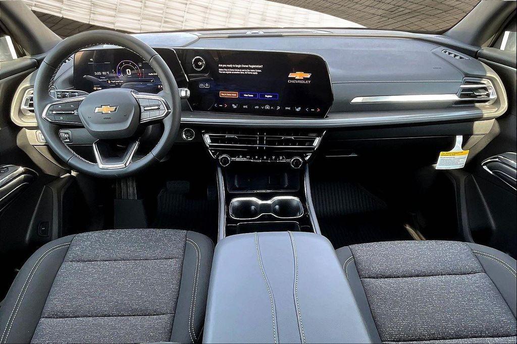 new 2026 Chevrolet Traverse car, priced at $42,503
