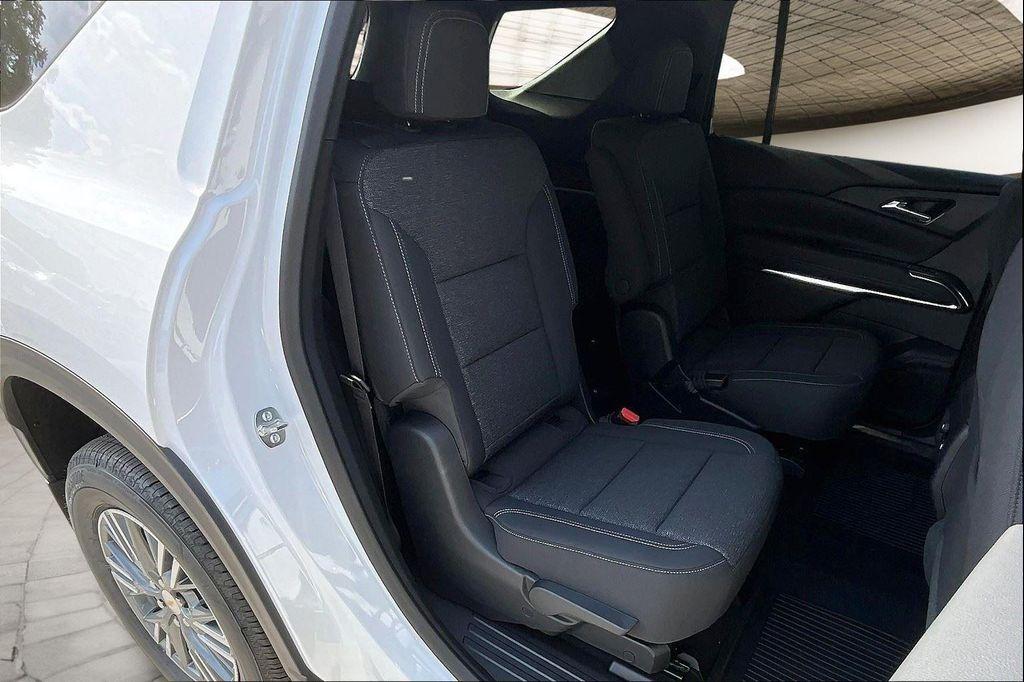 new 2026 Chevrolet Traverse car, priced at $42,503