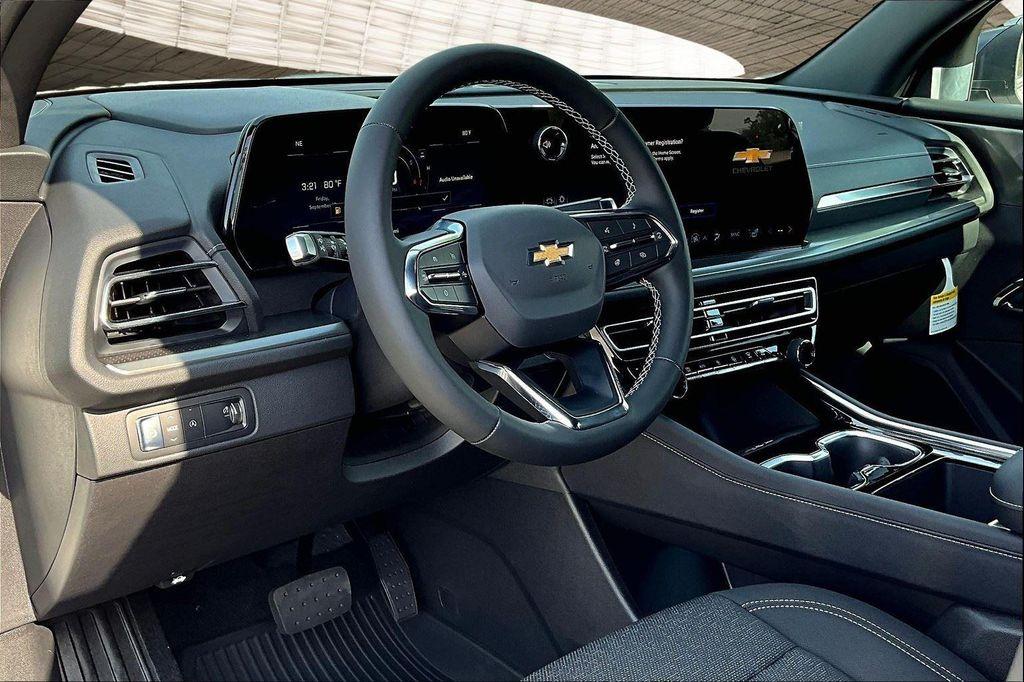 new 2026 Chevrolet Traverse car, priced at $42,503