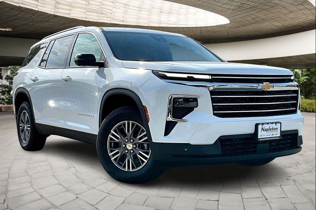 new 2026 Chevrolet Traverse car, priced at $42,503
