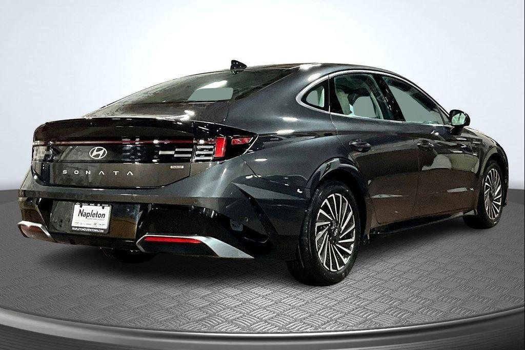 used 2024 Hyundai Sonata Hybrid car, priced at $28,991