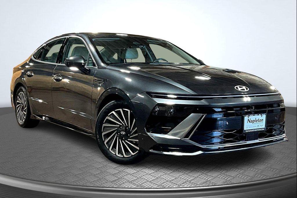 used 2024 Hyundai Sonata Hybrid car, priced at $28,991