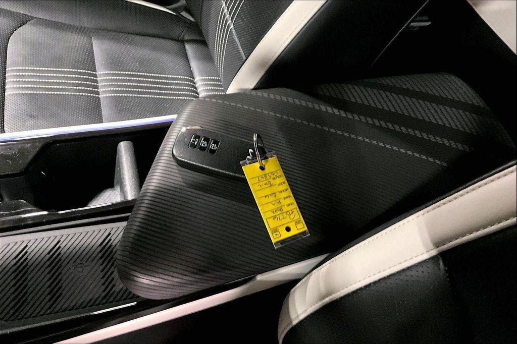 used 2022 Kia EV6 car, priced at $26,995