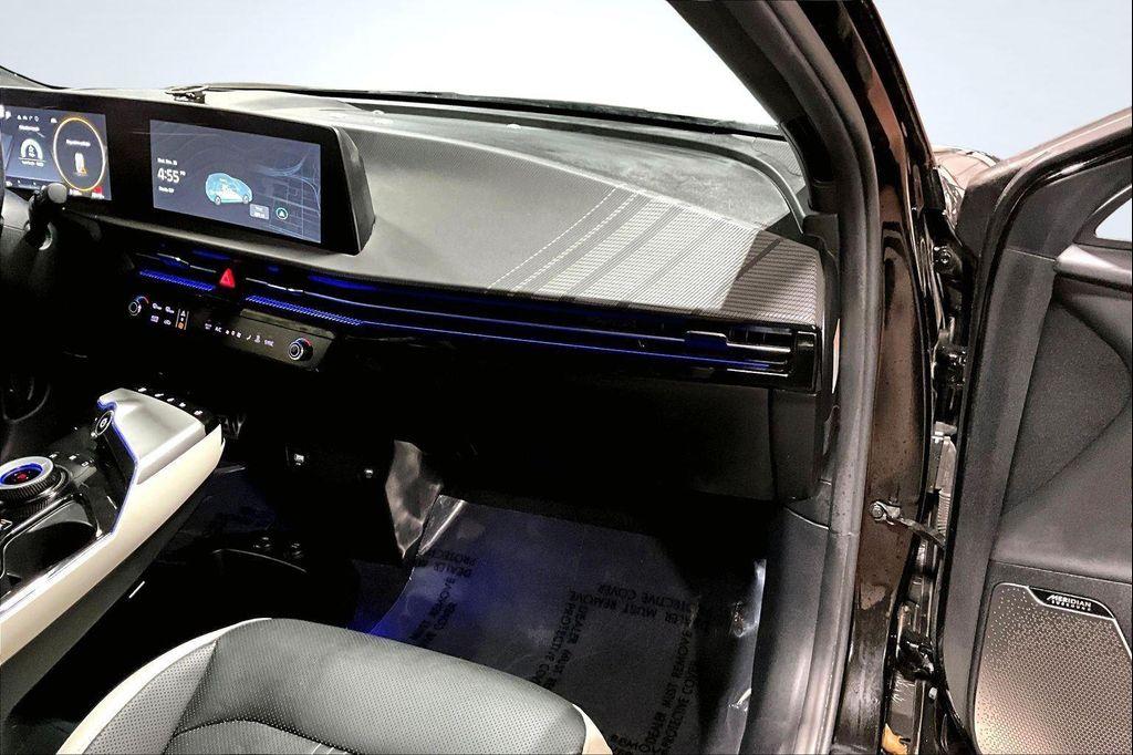 used 2022 Kia EV6 car, priced at $26,995