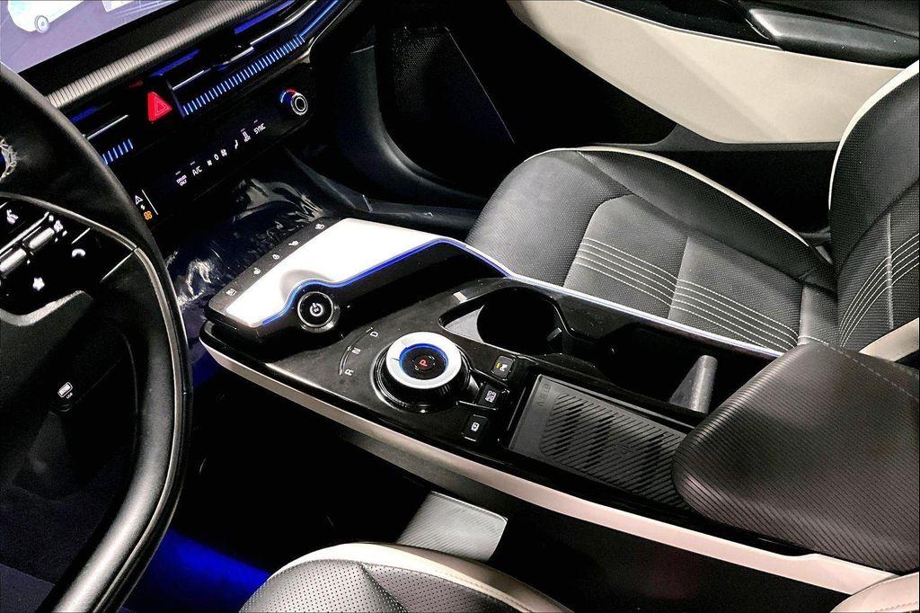 used 2022 Kia EV6 car, priced at $26,995