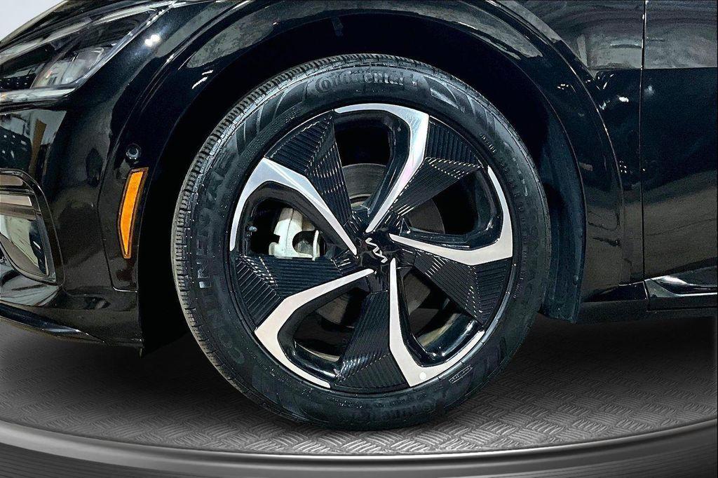 used 2022 Kia EV6 car, priced at $26,995
