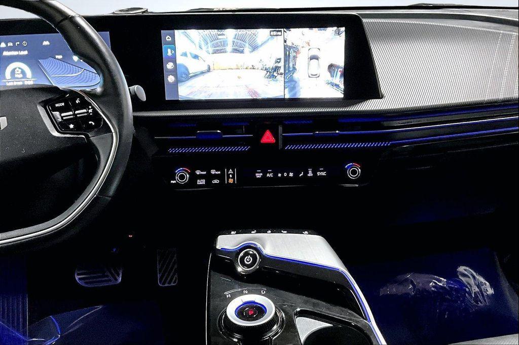 used 2022 Kia EV6 car, priced at $26,995