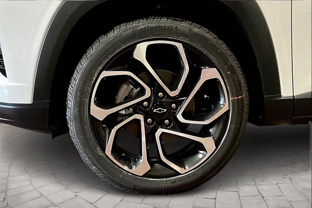 new 2026 Chevrolet Trax car, priced at $27,190