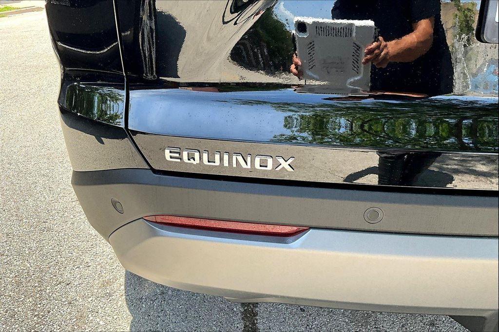 new 2026 Chevrolet Equinox car, priced at $29,372