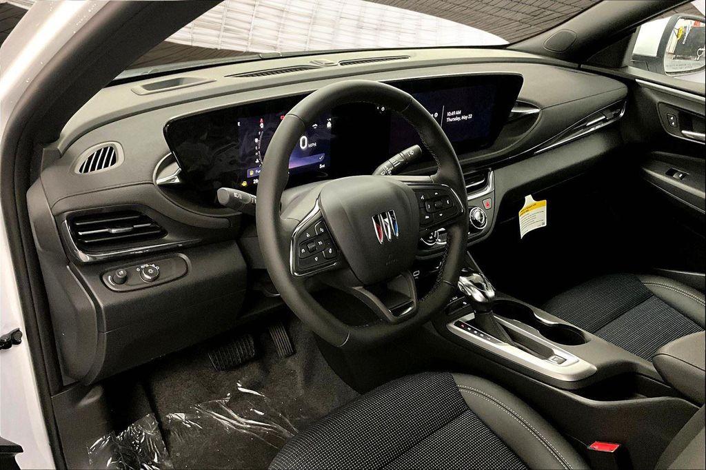new 2025 Buick Envista car, priced at $23,571