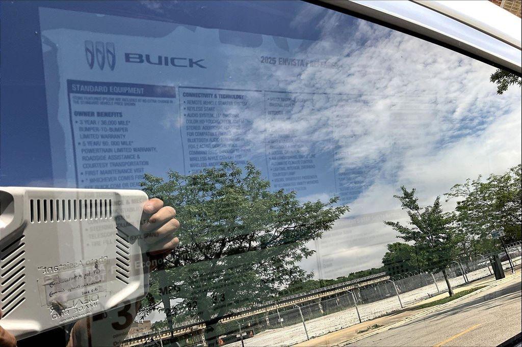 new 2025 Buick Envista car, priced at $23,571