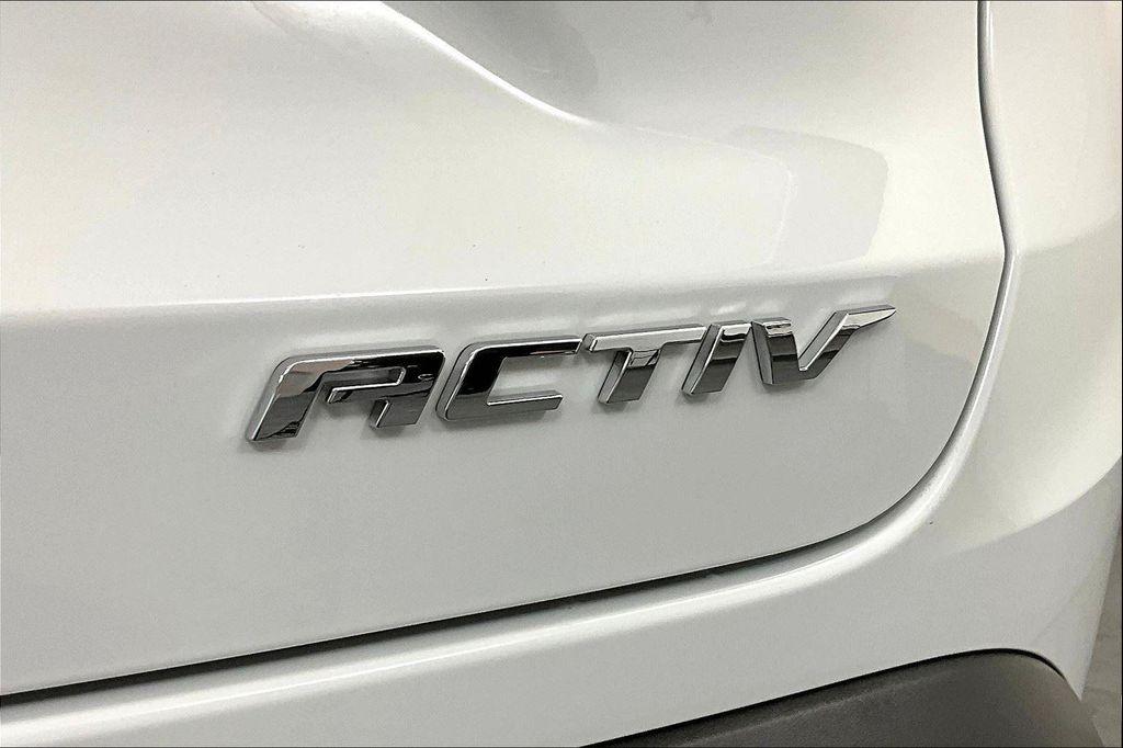new 2025 Chevrolet Trax car, priced at $25,845