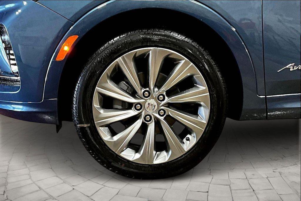 new 2025 Buick Envista car, priced at $29,935