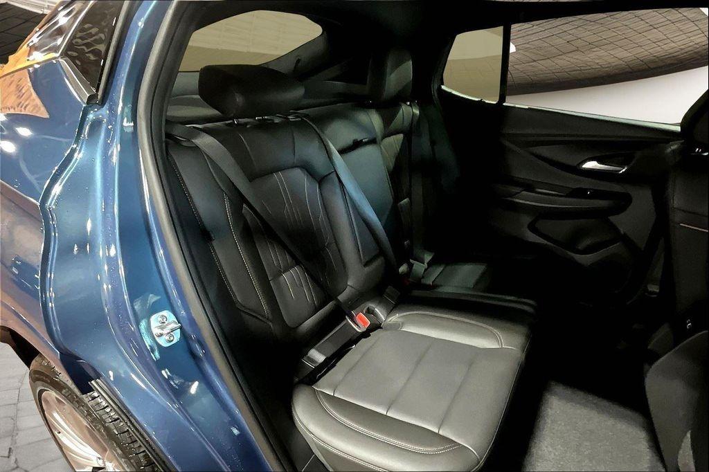 new 2025 Buick Envista car, priced at $29,935