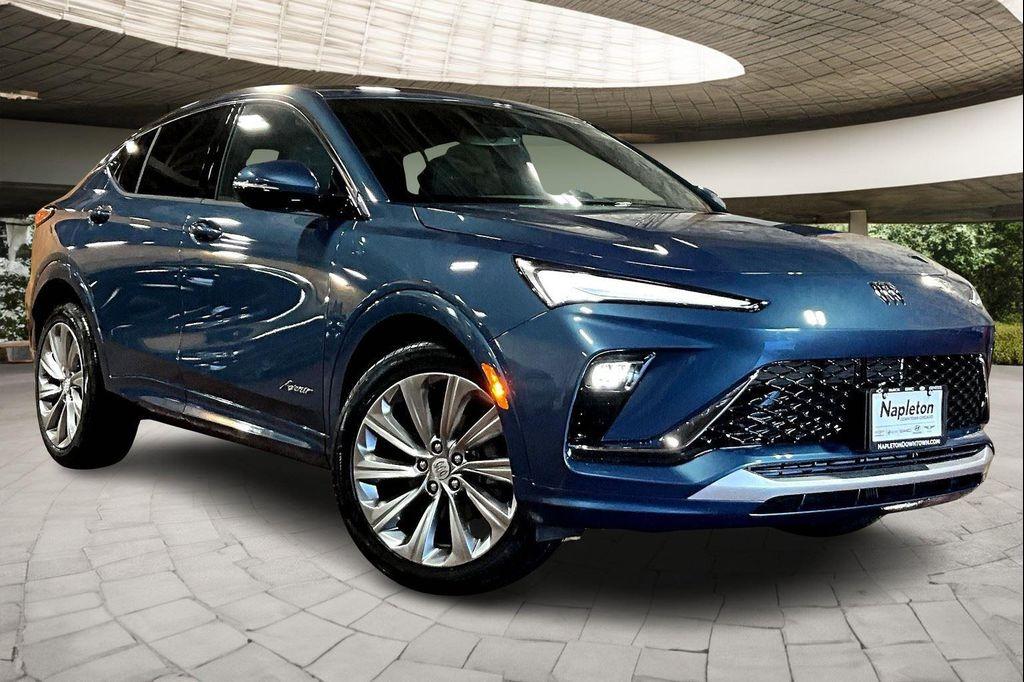 new 2025 Buick Envista car, priced at $29,935