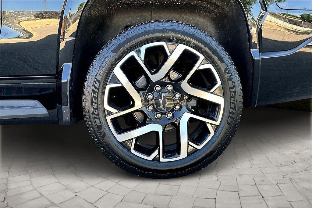 new 2025 Chevrolet Silverado EV car, priced at $94,190