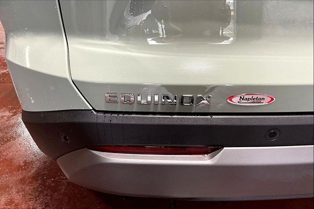 new 2026 Chevrolet Equinox car, priced at $28,445