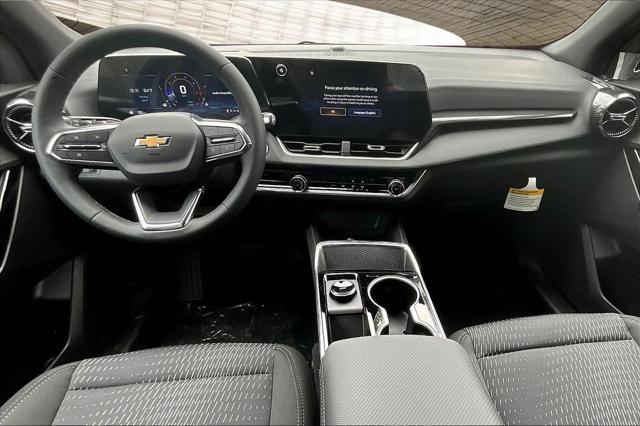 new 2026 Chevrolet Equinox car, priced at $28,905