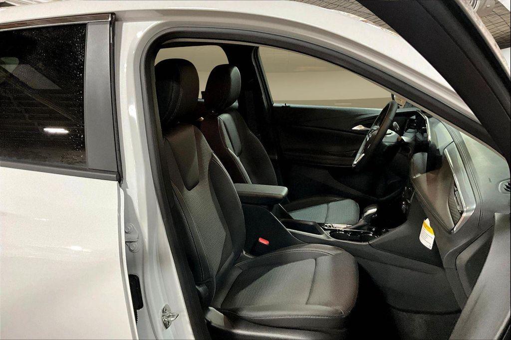 new 2026 Buick Encore GX car, priced at $27,919