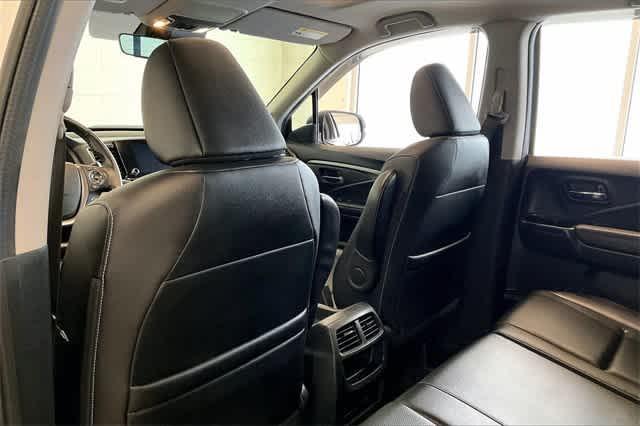 used 2023 Honda Ridgeline car, priced at $32,762