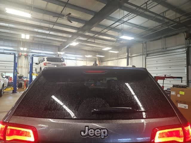 used 2020 Jeep Grand Cherokee car, priced at $23,087