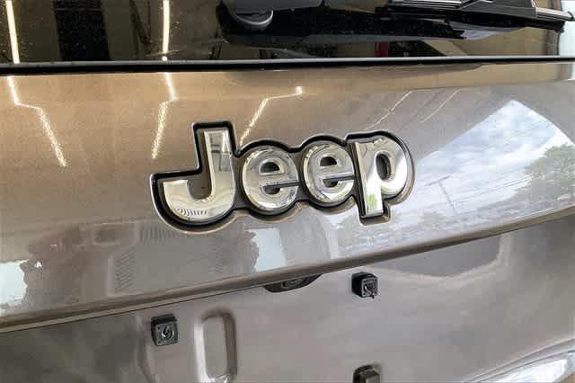 used 2020 Jeep Grand Cherokee car, priced at $22,506