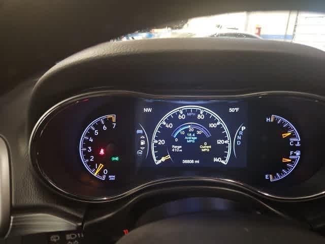 used 2020 Jeep Grand Cherokee car, priced at $23,087
