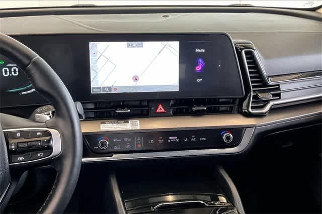 used 2023 Kia Sportage Hybrid car, priced at $27,121
