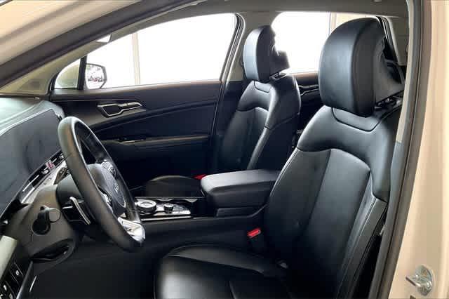 used 2023 Kia Sportage Hybrid car, priced at $27,121