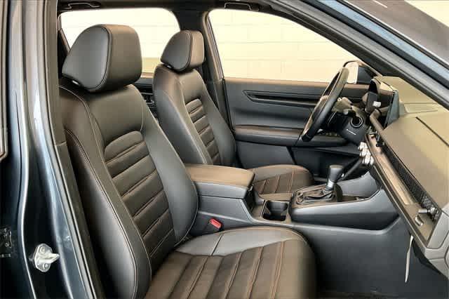 used 2025 Honda CR-V Hybrid car, priced at $38,917