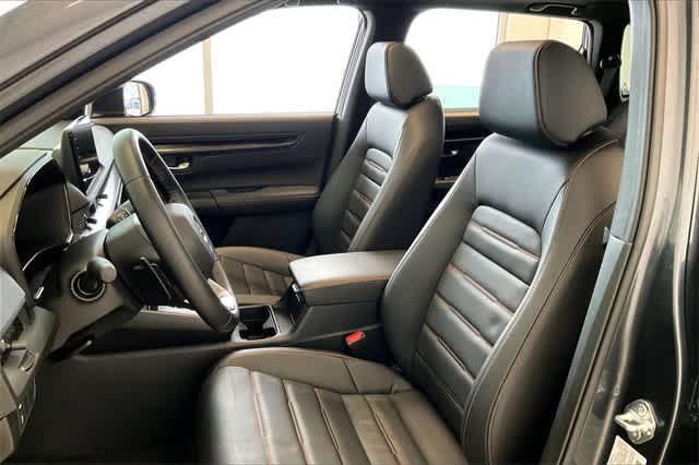 used 2025 Honda CR-V Hybrid car, priced at $38,917