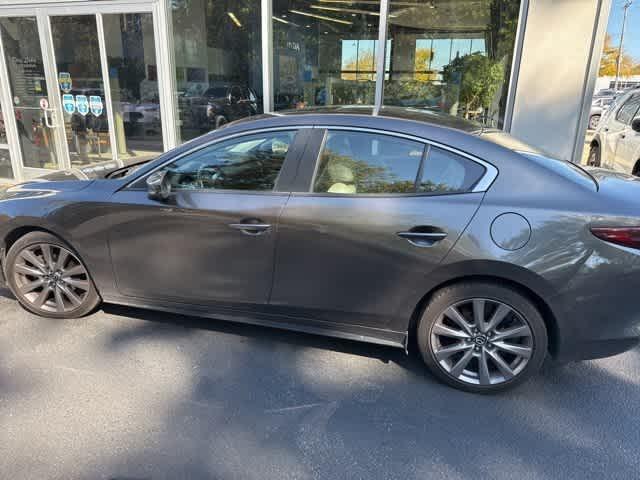 used 2021 Mazda Mazda3 car, priced at $15,911