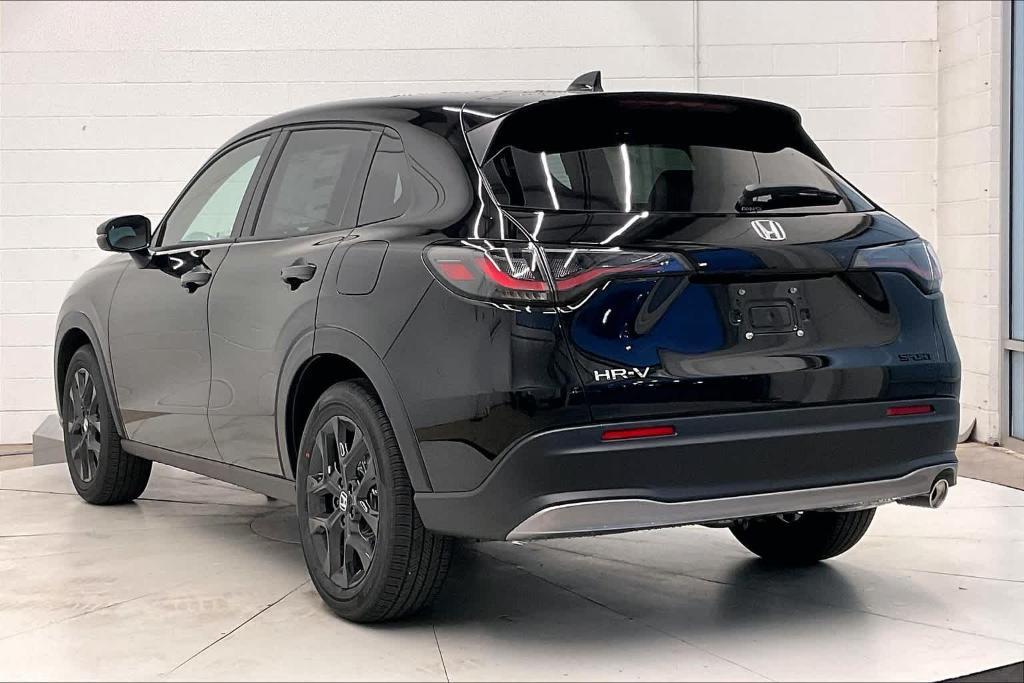 new 2025 Honda HR-V car, priced at $30,050