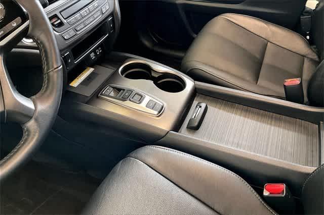 used 2022 Honda Pilot car, priced at $35,186