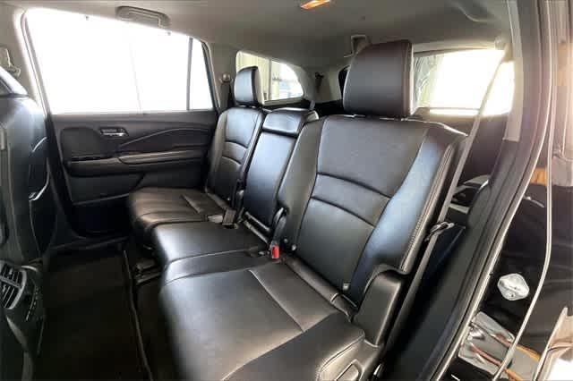 used 2021 Honda Pilot car, priced at $28,840