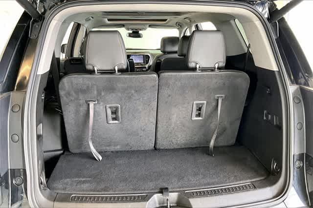 used 2021 GMC Acadia car, priced at $24,578