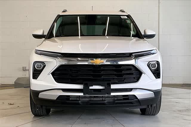used 2025 Chevrolet TrailBlazer car, priced at $26,948