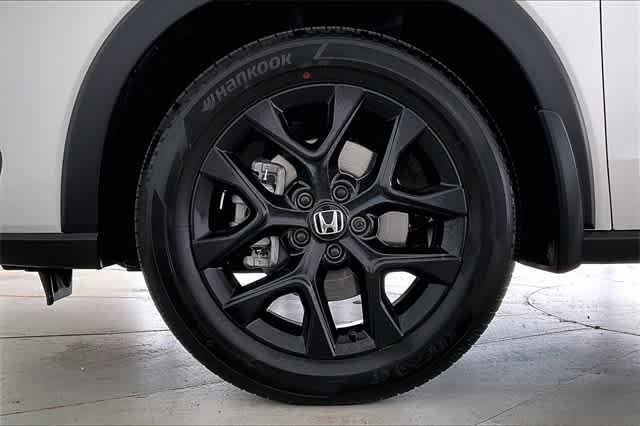 used 2025 Honda HR-V car, priced at $28,060