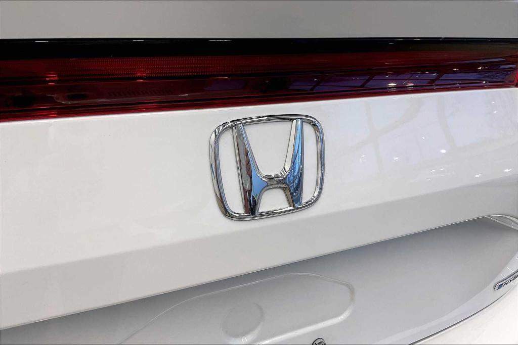 new 2025 Honda Civic Hybrid car, priced at $31,500