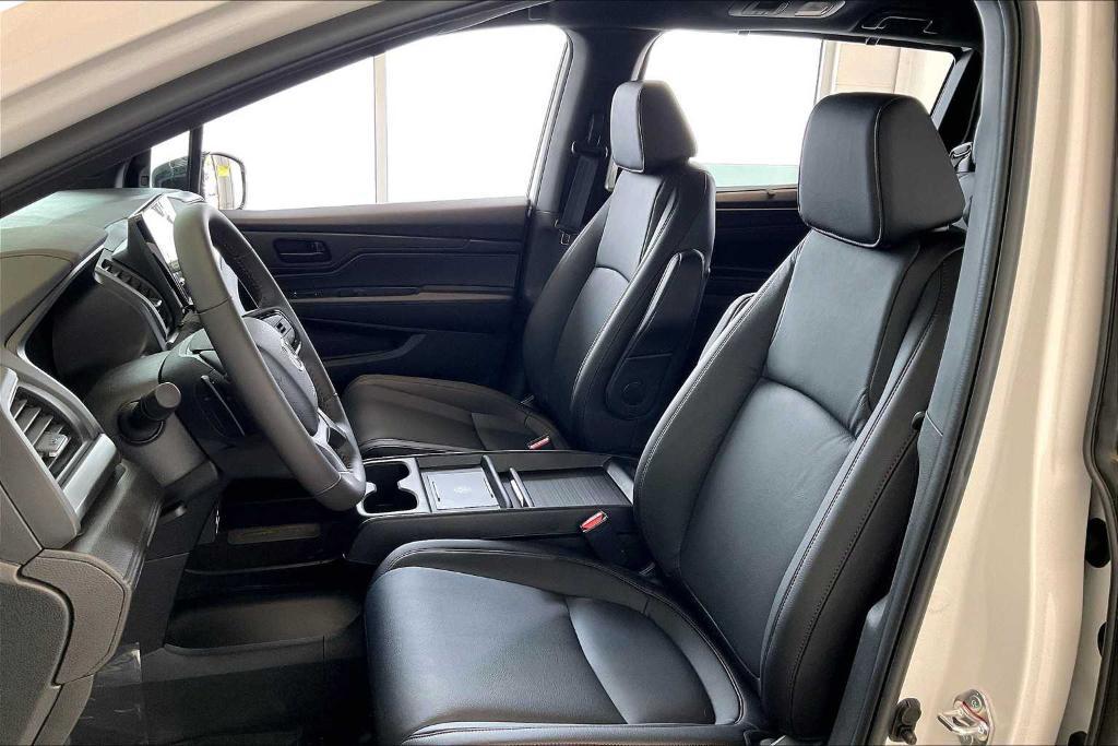 new 2025 Honda Odyssey car, priced at $45,275